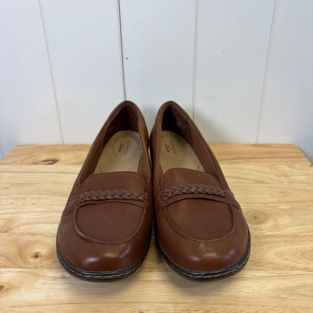 Clarks Collection Minimalist Leather Loafers Women Size 10 Preppy Office Comfy